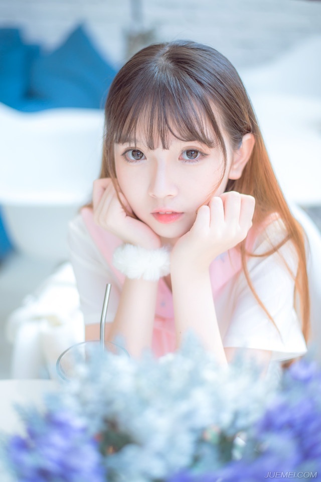 朋友不是先来的人或者认识最久的人,而是那个来了以后再也没有走的人